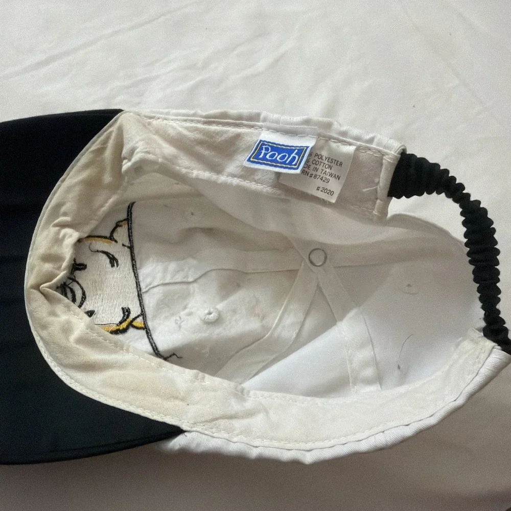 Winnie the‎ Pooh: The Many Adventures of Winnie the Pooh Adult White And Red Hat